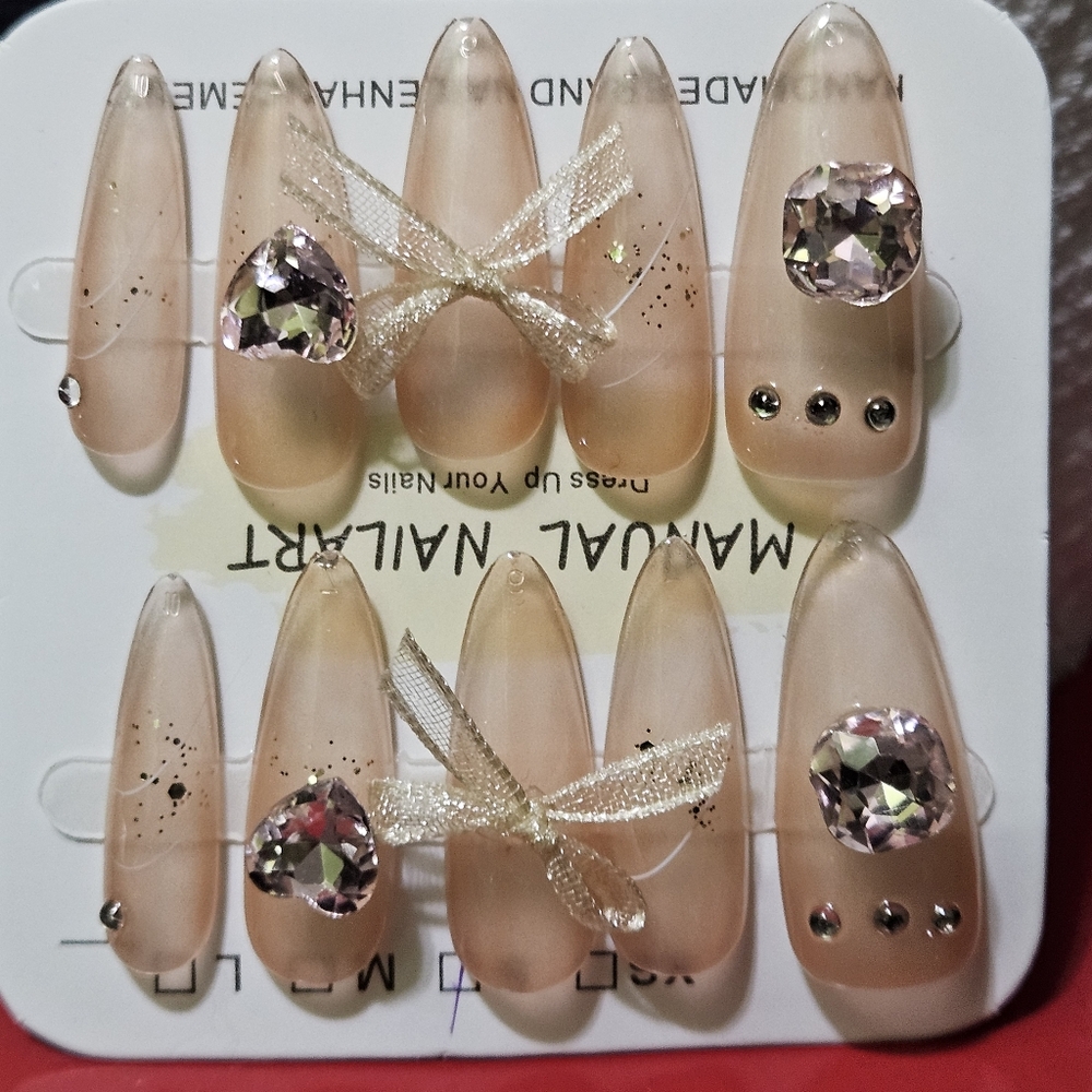 Bougie Nails Press-on nails glue-on nails artificial nails fake